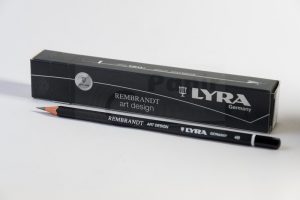 Lyra_Art_4B_8153.jpg